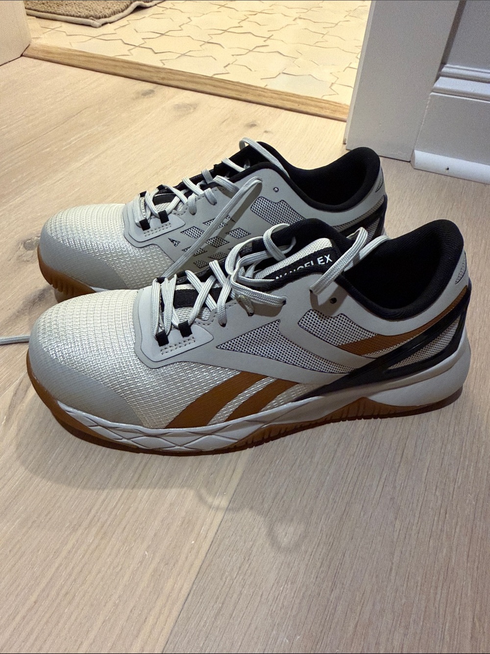 Reebok Men's White, Black & Brown Steel Toe Shoes